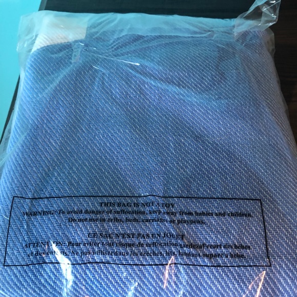 PINK Victoria's Secret Bedding Victoria Secret Blanket Only Blue Is